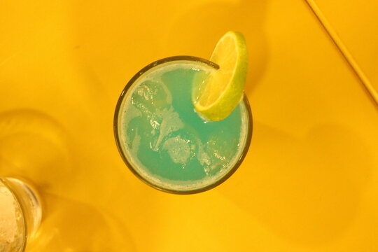 Naranjada o limonada azulita