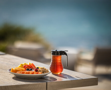 Seaside lounge breakfast