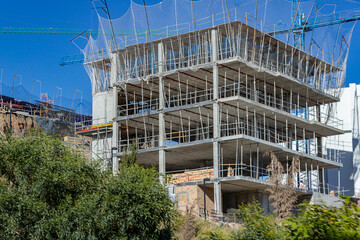 Obraz premium Construction d’un immeuble à appartements moderne pour achat ou vente