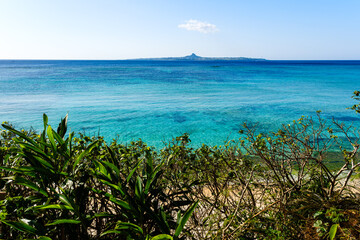 沖縄で見つけた南国の豊かな自然と文化を感じる風景