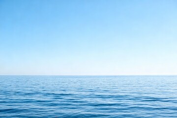 Obraz premium Calm blue ocean under clear sky