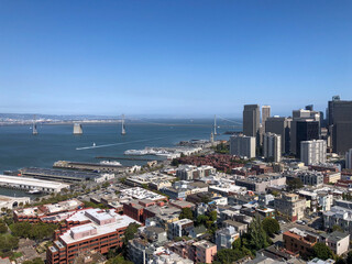 Obraz premium San Francisco-Oakland Bay Bridge and Embarcadero Waterfront