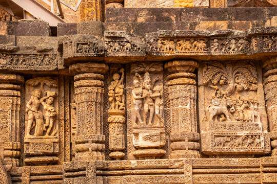This erotic stone sculpture at the Konark Sun Temple depicts an intimate couple in close embrace, symbolizing fertility, human desire, and tantric philosophy in Odishan temple art.
