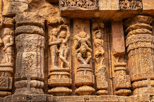 This erotic stone sculpture at the Konark Sun Temple depicts an intimate couple in close embrace, symbolizing fertility, human desire, and tantric philosophy in Odishan temple art.
