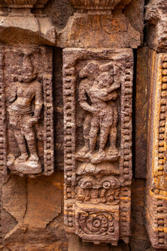 This erotic stone sculpture at the Konark Sun Temple depicts an intimate couple in close embrace, symbolizing fertility, human desire, and tantric philosophy in Odishan temple art.
