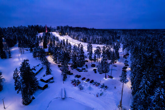 Ski and entertainment center