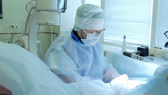 Russia Tomsk 05.07.2025: Innovative eye treatments, Cuttingedge environment for vision improvement surgeries, Highprecision eye correction surgeries utilizing advanced technology