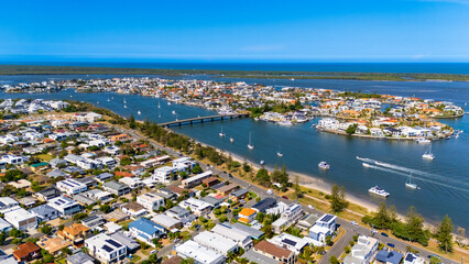 Aerial view of Paradise Point canals and Broadwater on the Gold Coast, Australia © aure50