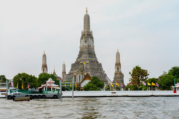 Wat Arun ou temple de l'aube