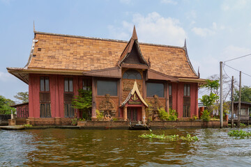 Maison antique thailandaise