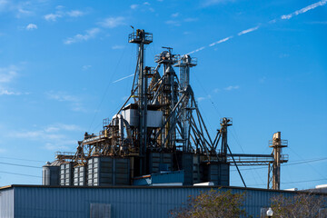 A chem trail over a Florida industrial plant