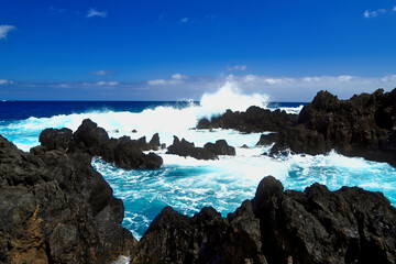 Madera wybrzeże Oceanu Atlantyckiego skaliste plaże