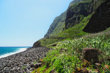 Madera wybrzeże Oceanu Atlantyckiego skaliste plaże