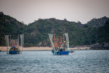 vietnam, vietnam travel, southeast asia, asia travel, ha long bay, halong bay vietnam, limestone karst, cat ba island, tropical landscape, ninh binh, tam coc, rice fields vietnam, river landscape, une