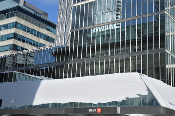 Obraz premium BMO Bank of Montreal sign on canopy outside 200 King St W, Toronto