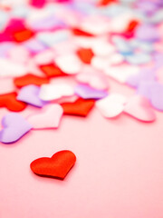 Obraz premium Beautiful and festive background for valentines day, birthday or anniversary celebration with hearts in red and pink with cop space for text