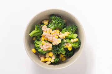 和えサラダ　（ブロッコリー　ツナ　コーン）　