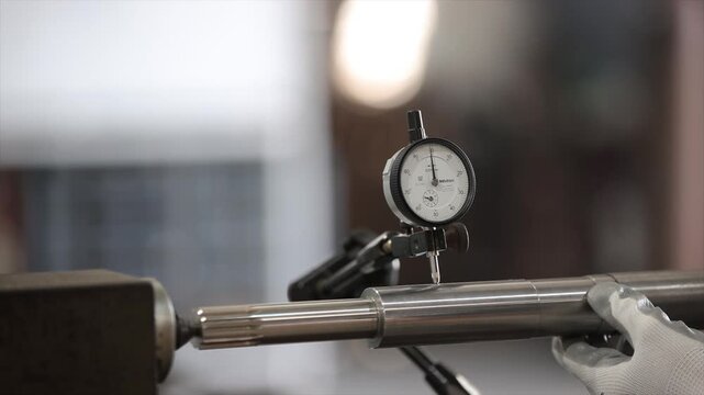 The analog dial shows fine increments, allowing for extremely accurate readings of surface runout.