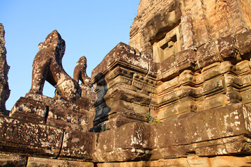 Naklejka premium ruined ancient hindu and buddhist khmer temple (pre rup) in angkor in siem reap in cambodia 