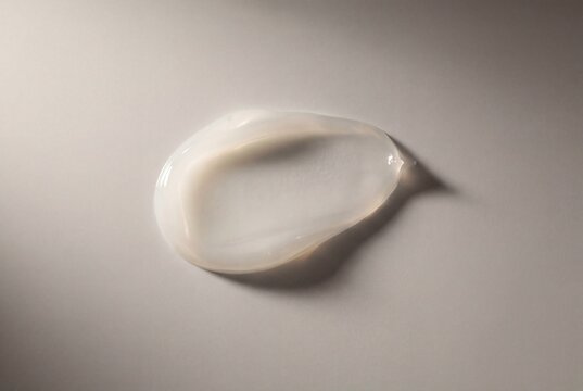 Translucent off white cosmetic gel smudge for smooth skin moisture