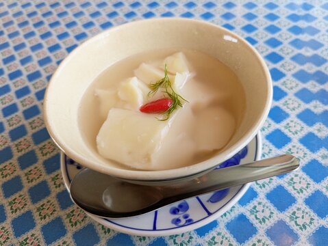 杏仁豆腐 Images – Browse 843 Stock Photos, Vectors, and Video