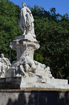 Goethe statue at Villa Borghese in Rome