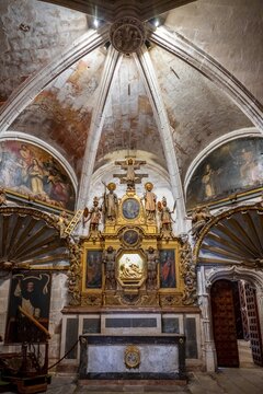 Side altar, interior view, Palma Cathedral, Palma de Majorca, Spain