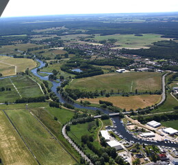 Seebad Ueckerm&uuml;nde,  Blick flussaufw&auml;rts entlang  der Uecker 2016