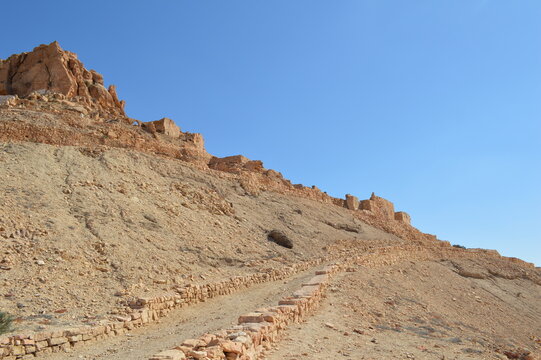 Tunisia,vilaggio berbero di Chenini