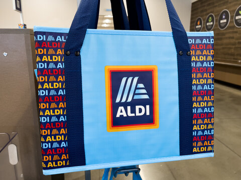 NORTH PORT, FLORIDA - FEBRUARY 2, 2026 : Aldi reusable grocery canvas shopping bag. 