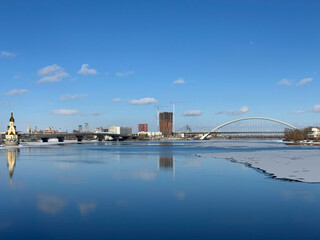 Obraz premium Dnieper river in Kyiv city Ukraine at winter.