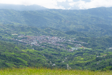 Fototapeta premium Cocorná, Antioquia-Colombia. August 3, 2023. View of Cocorna tourist town