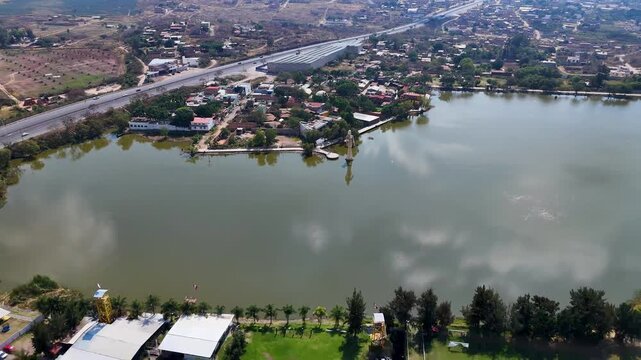 Laguna o lago y presa el ocotillo en Guadalajara