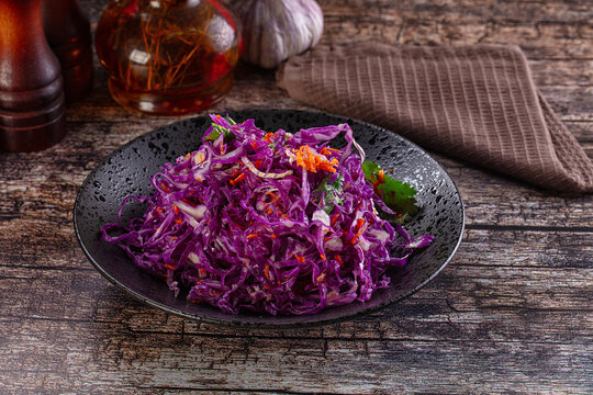 Salad with fresh pirple cabbage and carrot