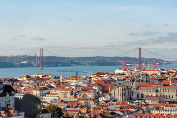 Obraz premium Panoramic View of Lisbon Cityscape with the 25 de Abril Bridge