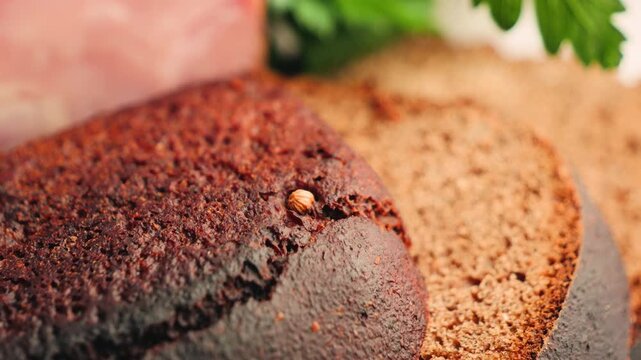 Bread made from rye flour with a characteristic sweet and sour taste and aroma, caused by the addition of rye malt, sugar, molasses and coriander.
