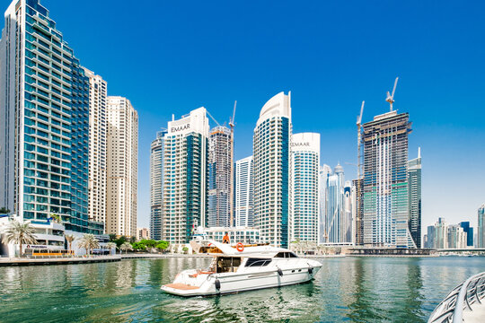 Dubai, UAE &ndash; october 06, 2025: Dubai Marina, Park Island Bonaire Tower, Fairfield Tower