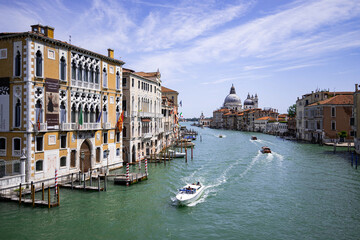 Obraz premium View of Venice from the famous Accademia Bridge (Italy)