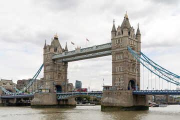 Fototapeta premium View of Tower Bridge at Sunset in London, United Kingdom