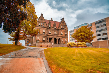 Naklejka premium Milwaukee, WI - July 29, 2024: Beautiful Pabst Mansion in Milwaukee, former home of brewing magnate Captain Frederick Pabst