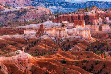 Queen Victoria and Soft Light on Hoodoo Walls