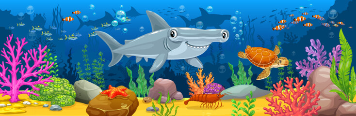 Obraz premium Cartoon hammerhead shark animal and underwater landscape. Vibrant vector seascape with turtle, starfish, seaweed, corals, and tropical fish for game backgrounds and marine kids party