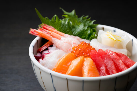 海鮮丼