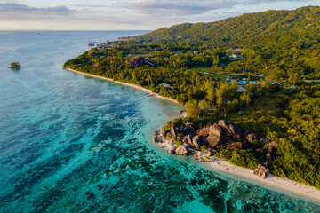Obraz premium Stunning aerial view of Anse Source d'Argent beach in La Digue, Seychelles