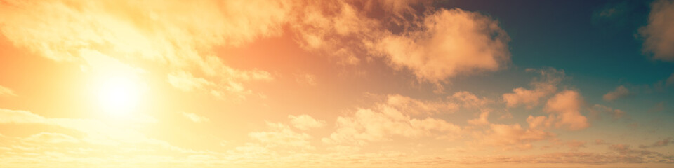 Fototapeta premium Sunset over the sea with the beautiful blazing sky