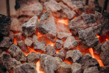 Węgiel rozżarzony do czerwoności © rozentuzjazmowany