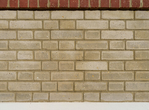Mur d'un vieil immeuble en briques, Paris, France