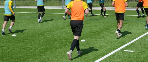 L'entrainement au football © ALAIN VERMEULEN