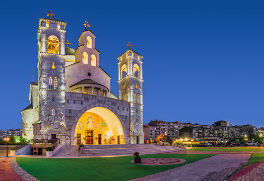 Illuminated Resurrection Cathedral and Residential City Backdrop