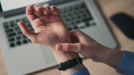 Fototapeta premium Wrist pain from computer use